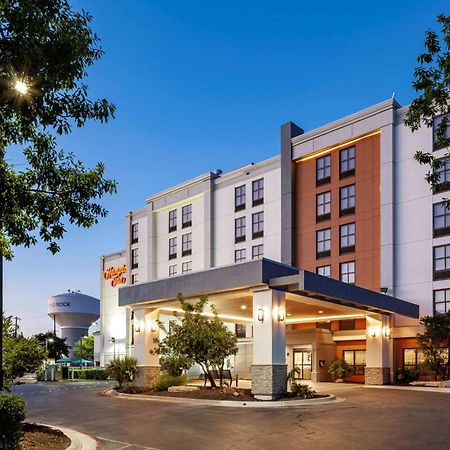 Hampton Inn Austin Round Rock Exterior photo