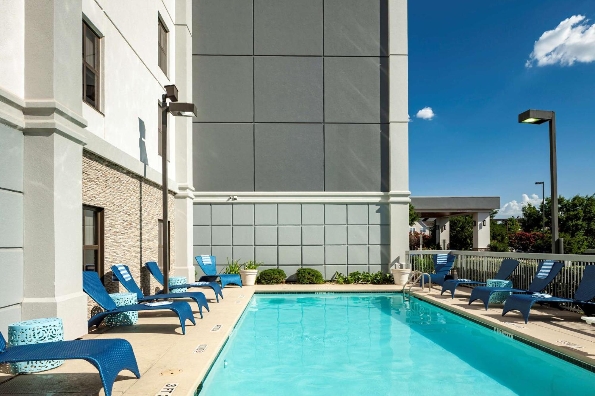 Hampton Inn Austin Round Rock Exterior photo